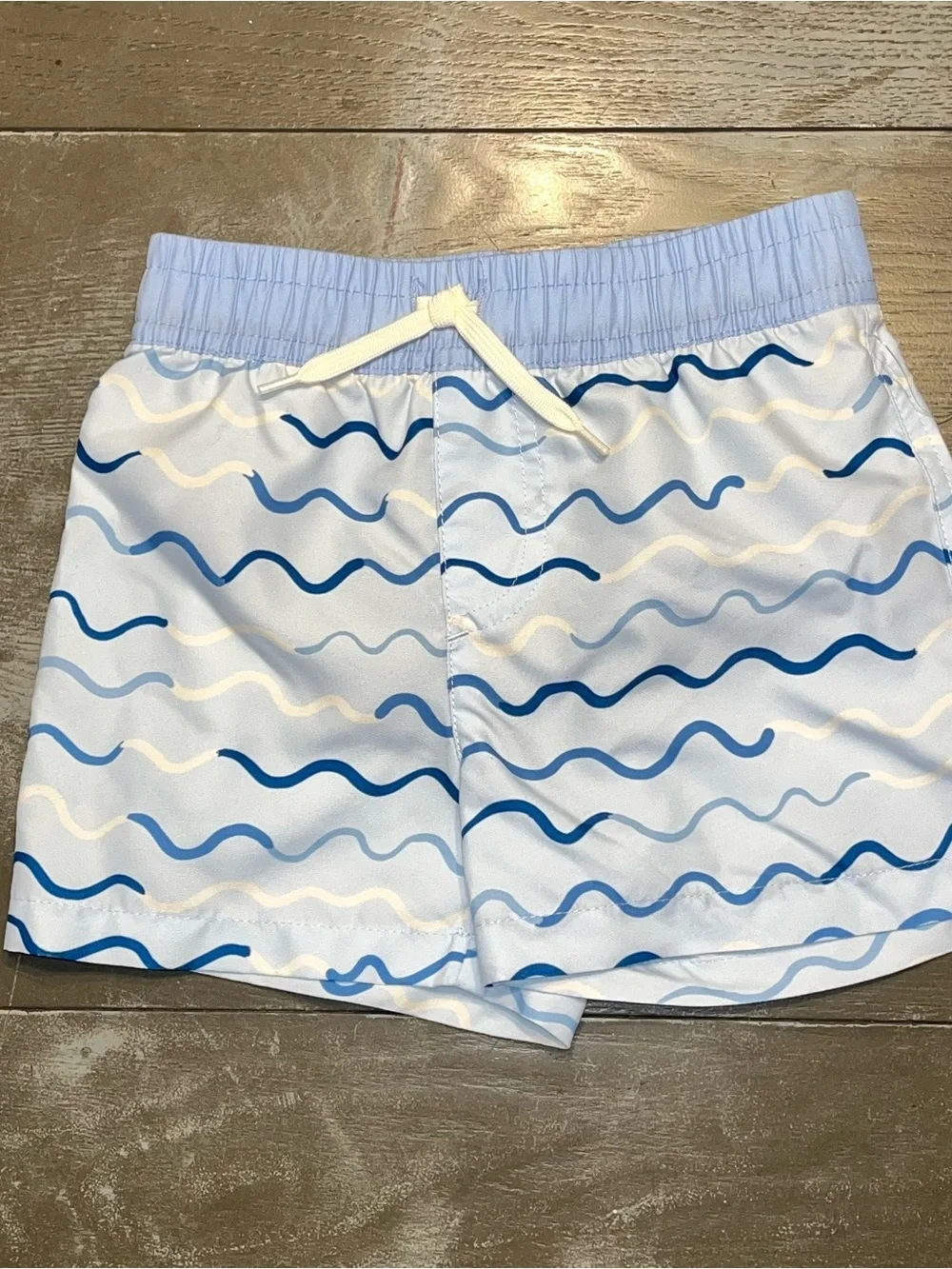 Osh Kosh B’gosh Short Sleeve Swim Set Blue Lined Trunks NWT 2T Rash Guard Wave